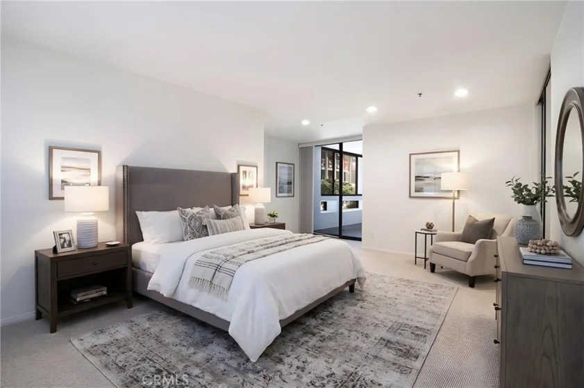 121 S Hope Street #333 photo 22