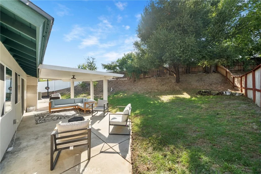 30416 Mira Loma photo 16