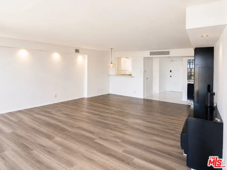 4316 Marina City Drive #519 photo 23