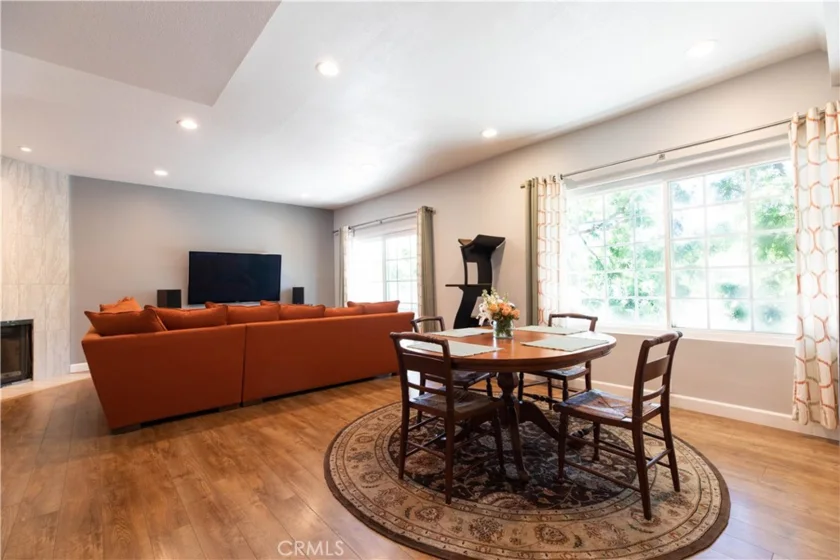 5324 Kester Avenue #1 photo 1