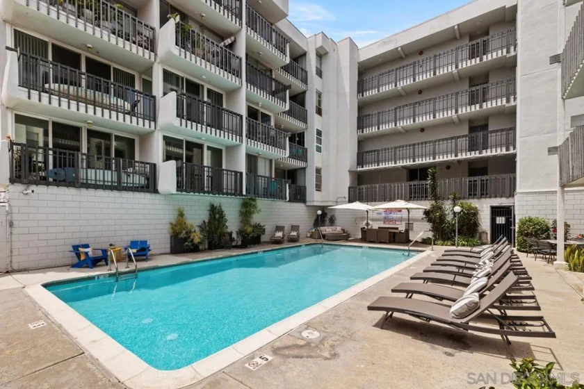 727 Sapphire Street #405 photo 23