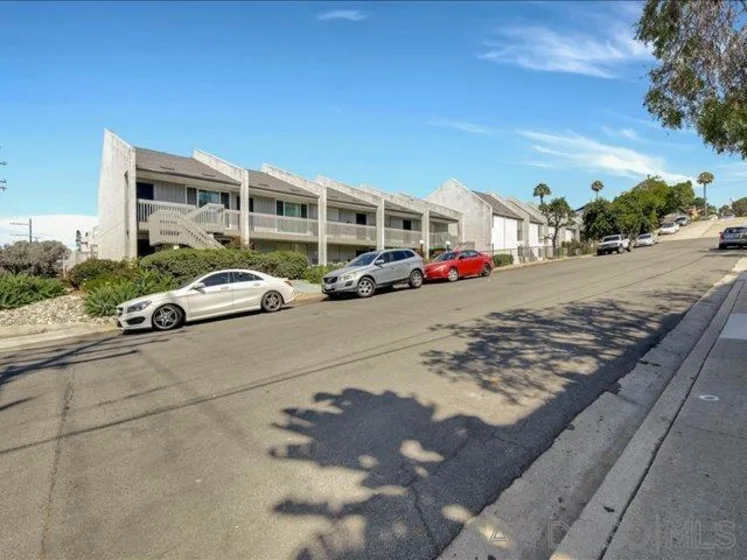 1124 Eureka Street #16 photo 20