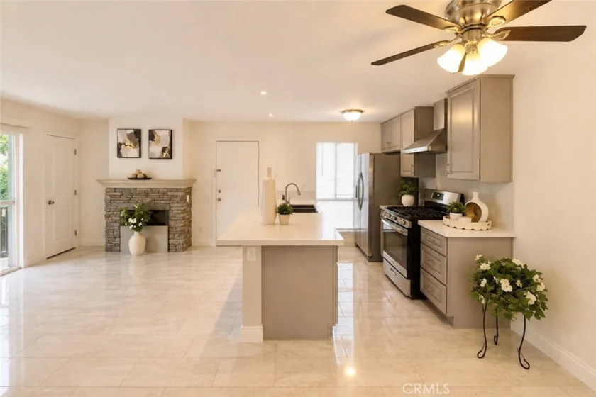 2827 S Fairview Street #G photo 8