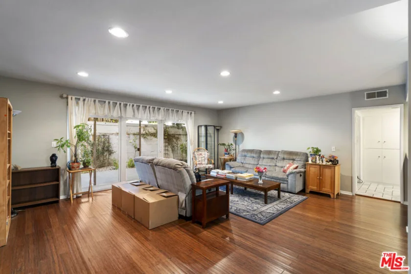 4445 Cartwright Avenue #111 photo 20