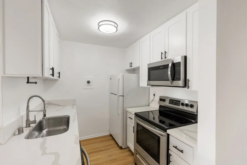 18307 Burbank Boulevard #118 photo 11