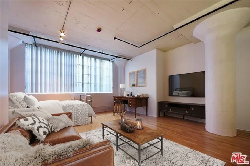 420 S San Pedro Street #203 photo 1