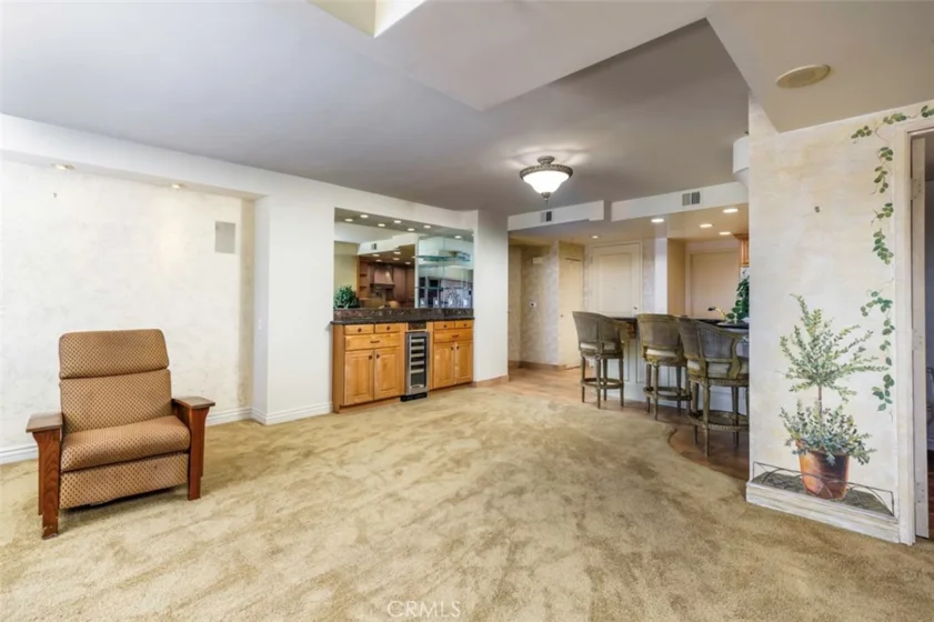 525 E Seaside Way #807 photo 5
