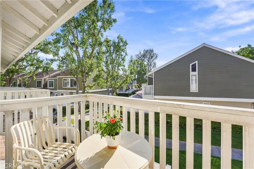 25 Bentwood Lane photo 19