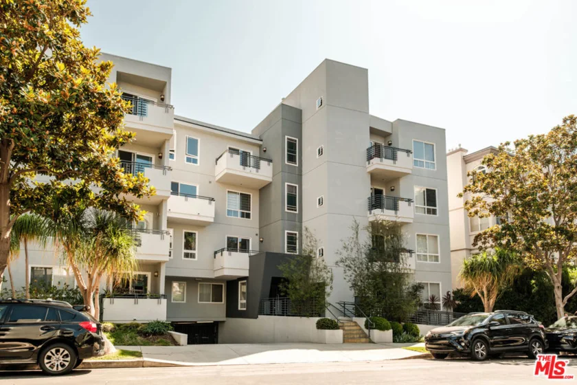 1176 Wellesley Avenue #PH2 photo 26