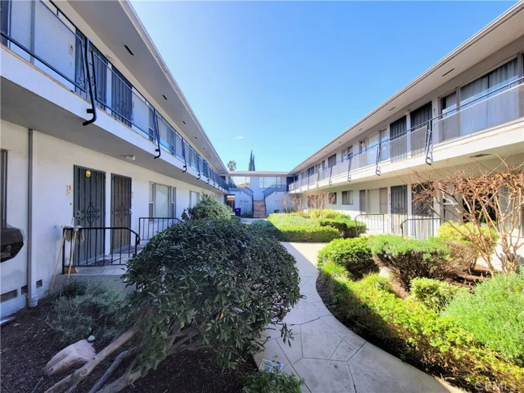 735 Cedar Avenue #6 photo 1