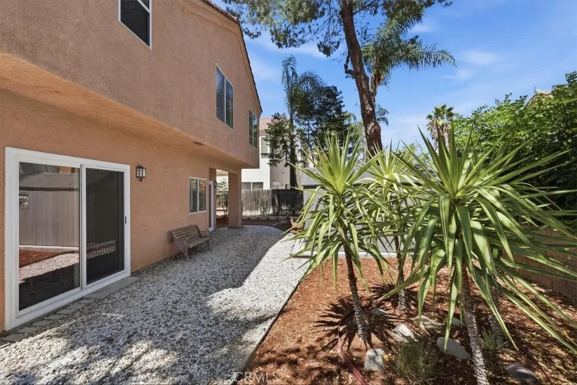 39876 Via Castana photo 46