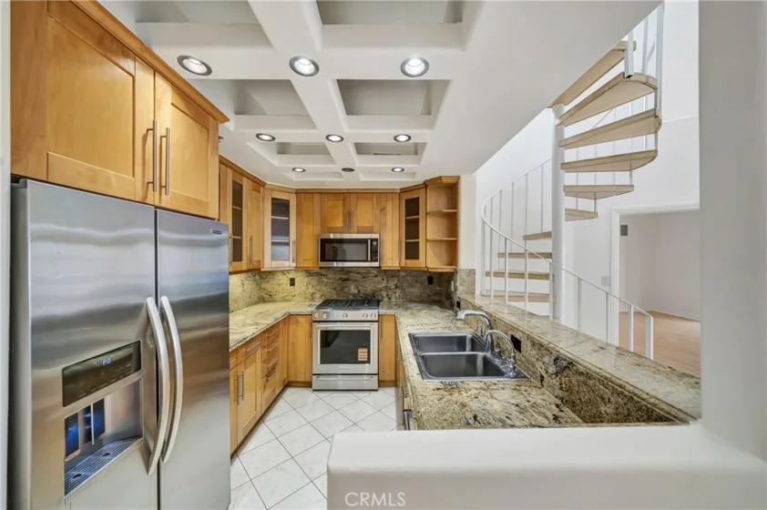 4477 Woodman Avenue #305 photo 7