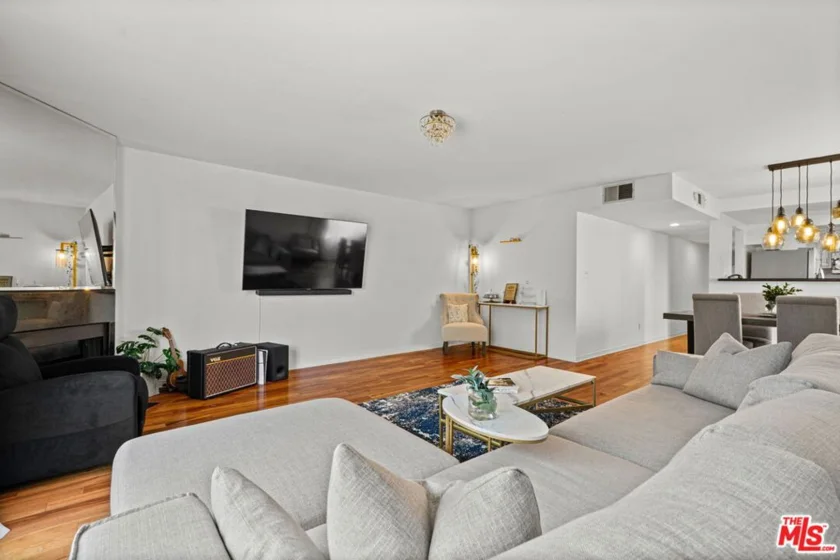 11907 Darlington Avenue #101 photo 35