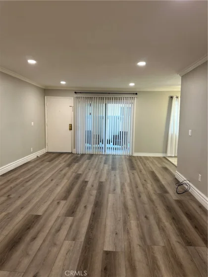 121 Sinclair #122 photo 2