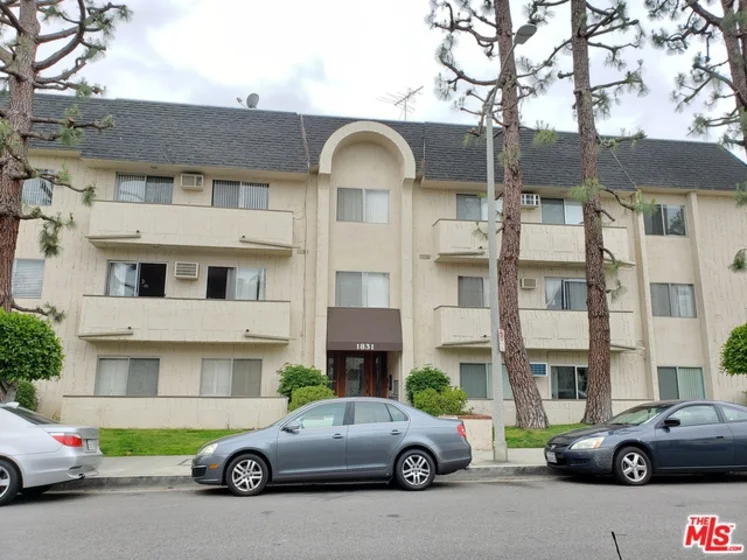 1831 Prosser Avenue #102 photo 1