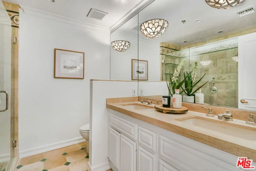 211 California Avenue #501 photo 24