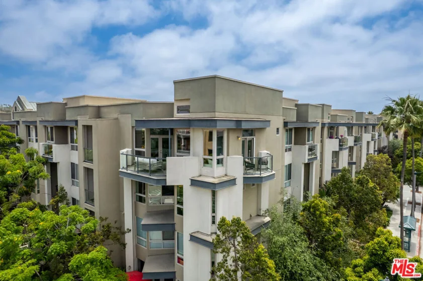 13044 Pacific Promenade #420 photo 1