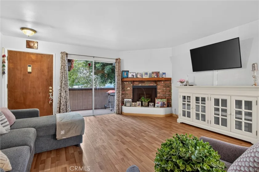 9414 Moonbeam Avenue #19 photo 5
