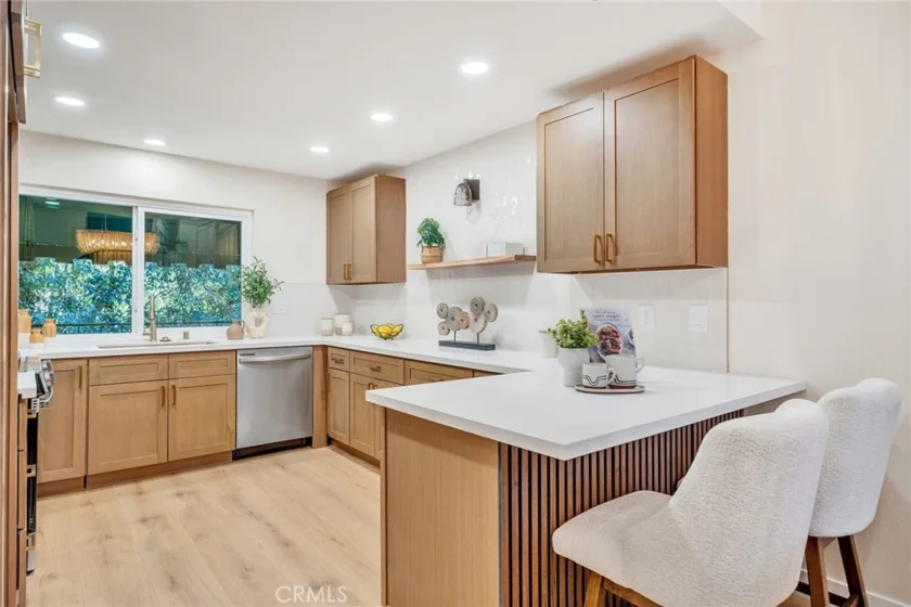 1821 Vista Del Oro photo 19