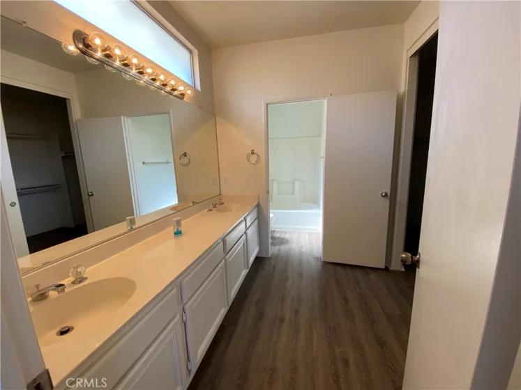 25780 Saint Marta Drive photo 6