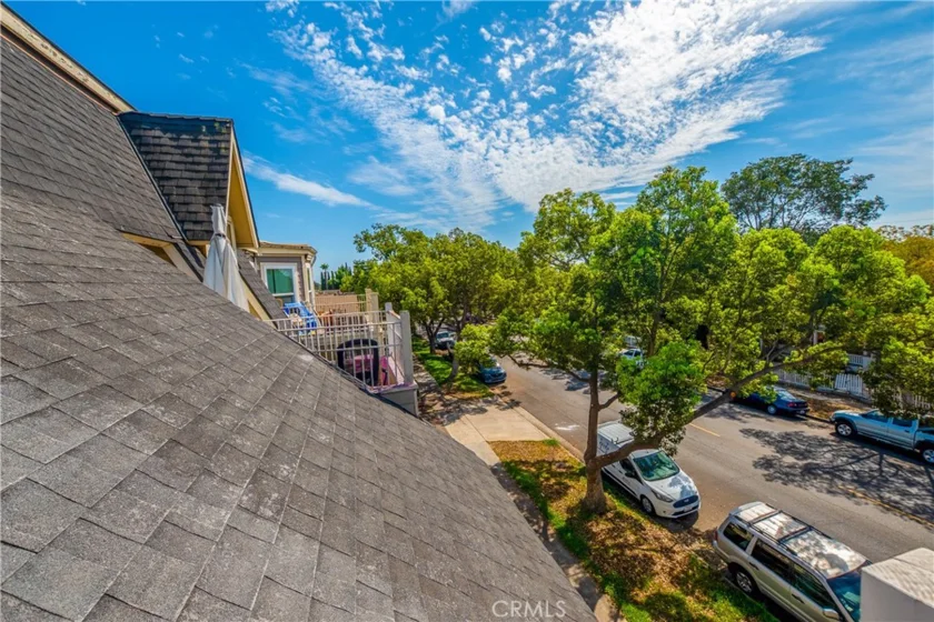 300 E Chestnut #300Q photo 18