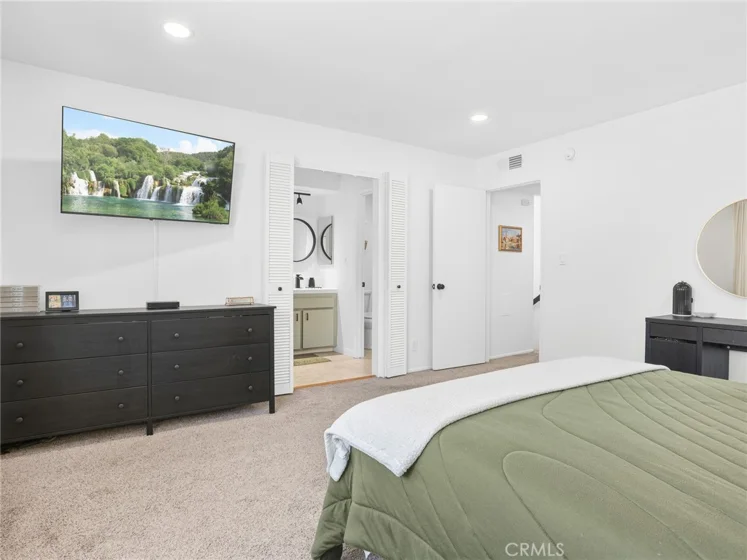 17734 Devonshire Street #7 photo 17