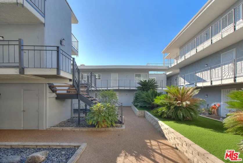 1707 Micheltorena Street #208 photo 6