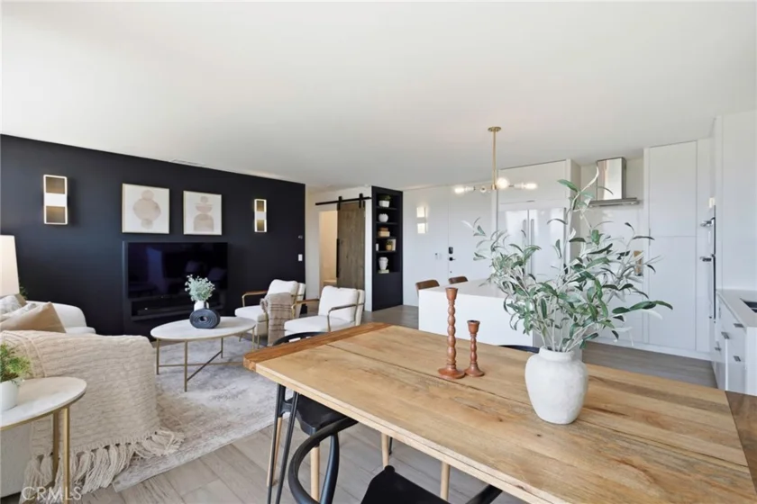 100 S Doheny #707 photo 12
