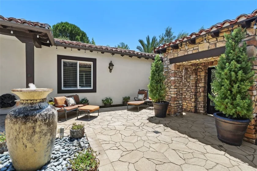 36690 Calle De Lobo photo 10