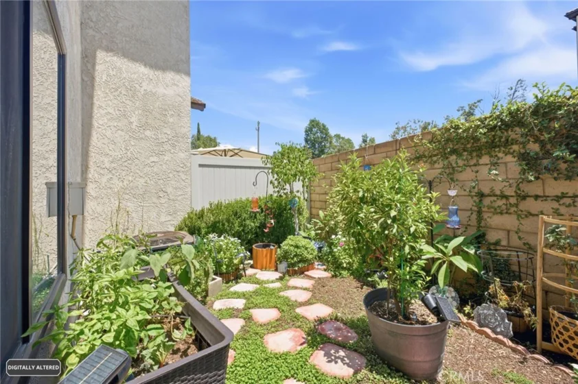 5050 Canyon Crest #18 photo 28