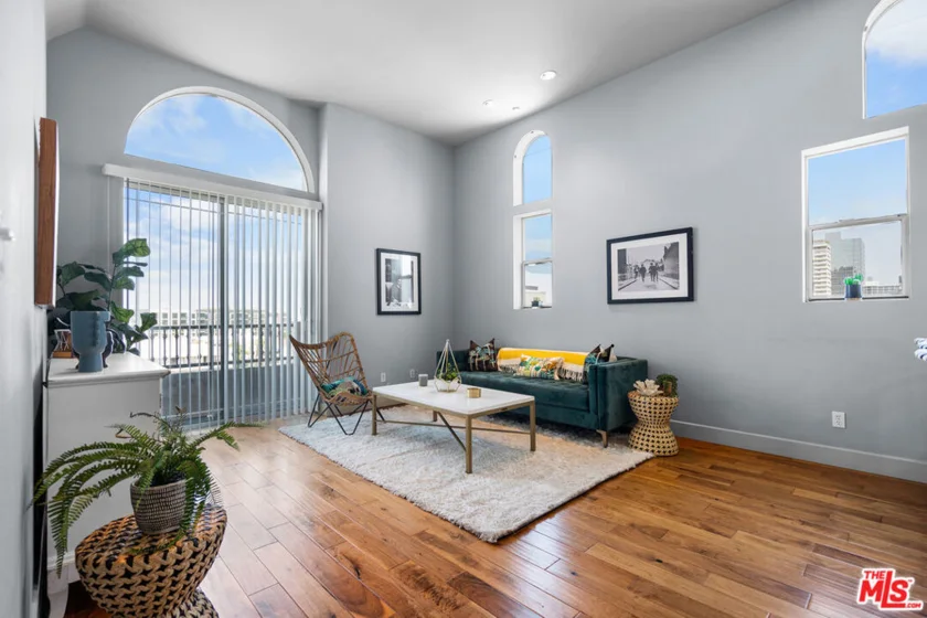 848 Irolo Street #508 photo 1