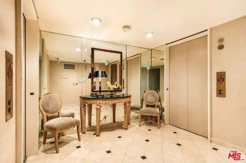 10790 Wilshire Boulevard #1001 photo 25