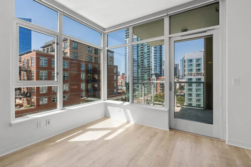 427 9th Avenue #806 photo 2