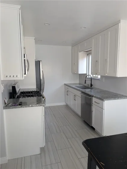 205 13th Street #D photo 18