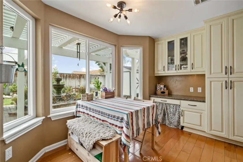 25401 Lacebark photo 13