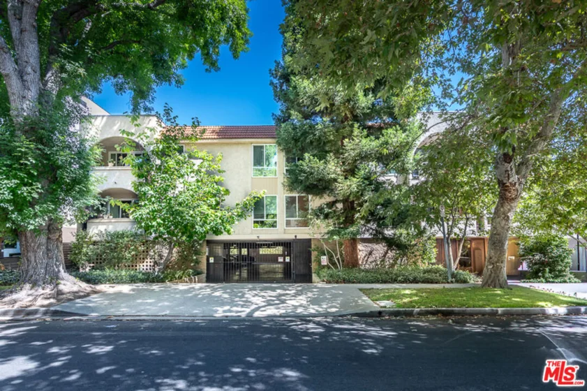 14539 Benefit Street #201 photo 1