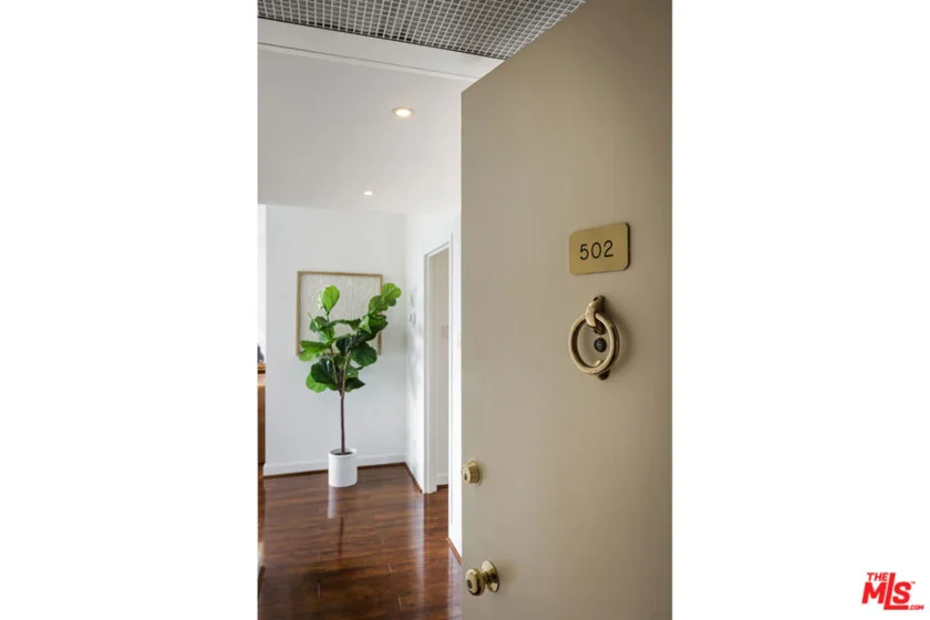 4411 Los Feliz Boulevard #502 photo 13