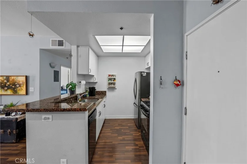 19350 Sherman Way. #328 photo 37