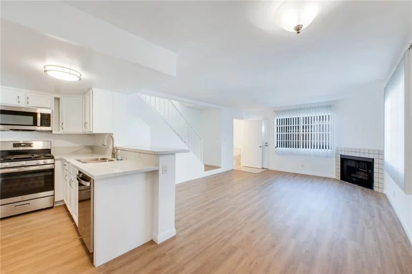 14425 Foothill #24 photo 19