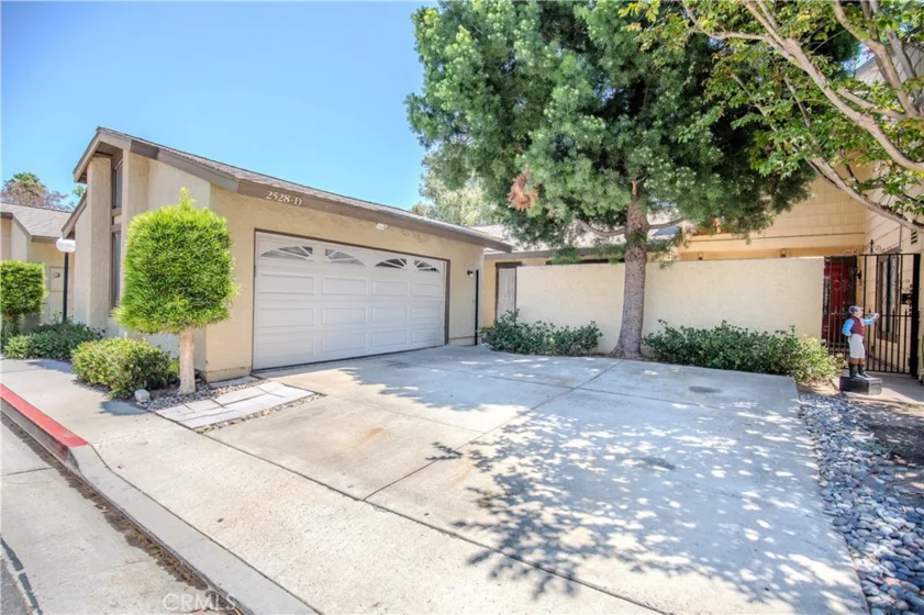 2528 N Tustin #D photo 53