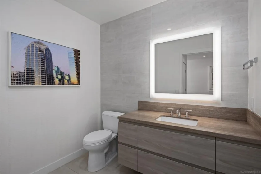 2604 5th Avenue #903 photo 16