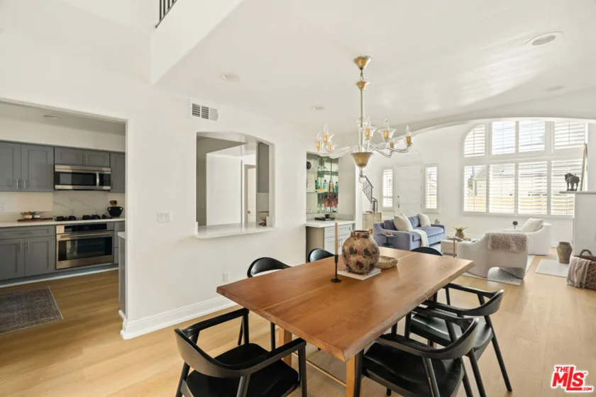 11982 Mayfield Avenue #D photo 4