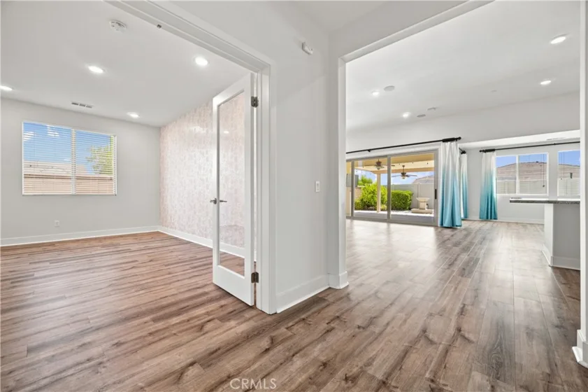 34806 Wind Poppy photo 13