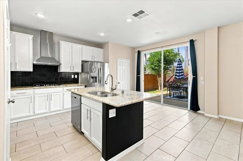 41953 Delmonte photo 21