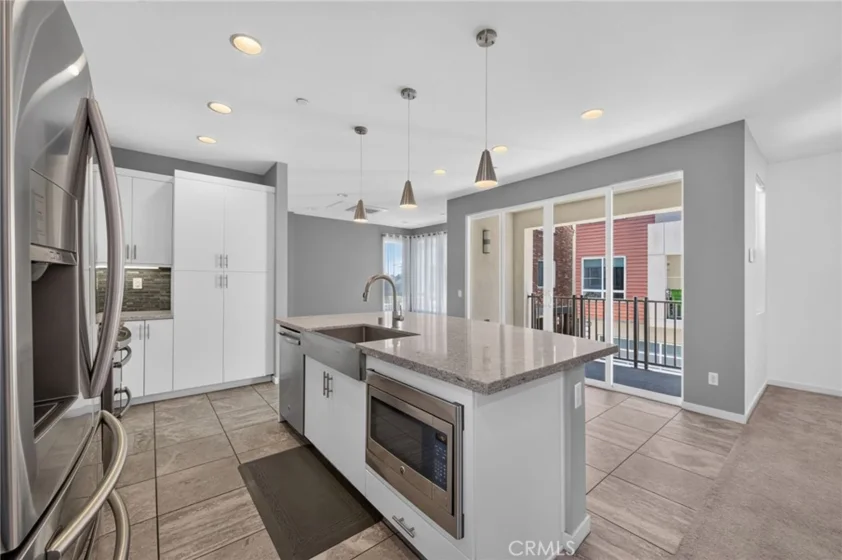 821 Brickyard photo 15