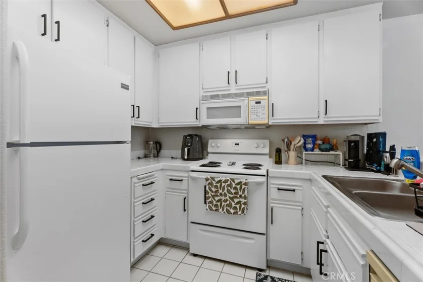 2960 Champion Way #1008 photo 17