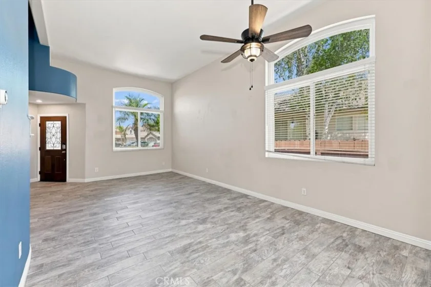 39785 Naples photo 10