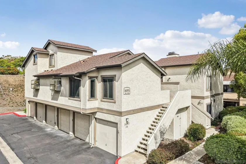 3693 Avocado Village Court #198 photo 1