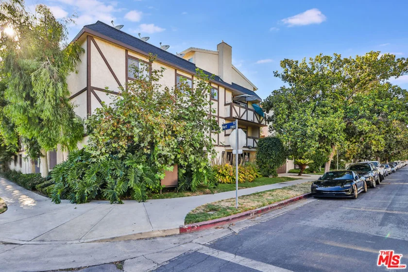 7005 Jordan Avenue #109 photo 1