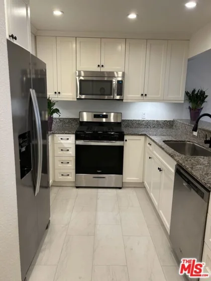3605 E Anaheim Street #311 photo 1